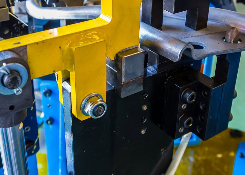 旋轉(zhuǎn)接頭外表材質(zhì)有生鐵問(wèn)題解決